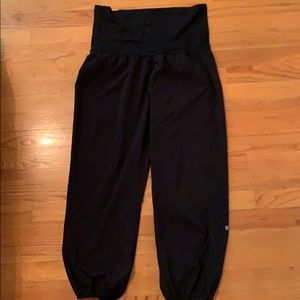 Lulu Lemon black workout pants